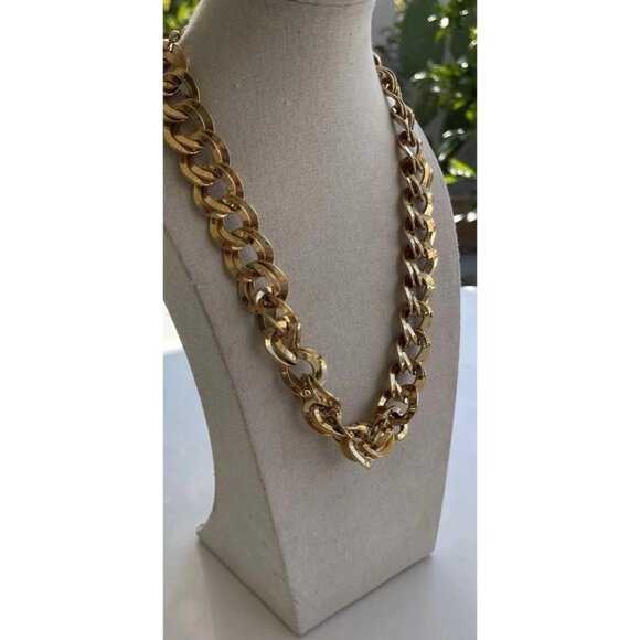 Vintage Monet Gold Tone Chunky Flat Double Curb Link Chain Necklace Signed 20” - Picture 3 of 11